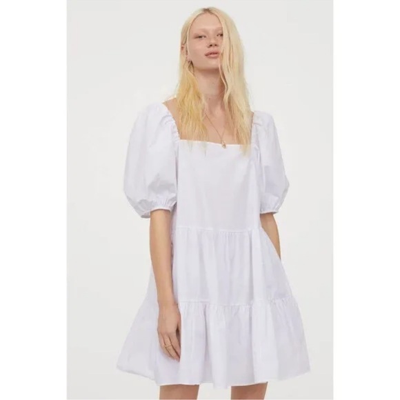 H&M Dresses & Skirts - H&M Puff Sleeved Blogger Favorite White Mini Dress Size M